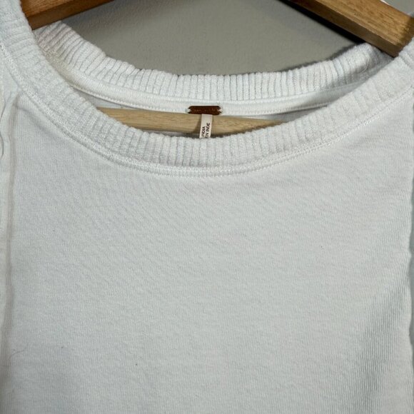 Free People Table for Two Tee T-Shirt Women's Small White Lace Crochet Boho NWOT - Picture 8 of 14